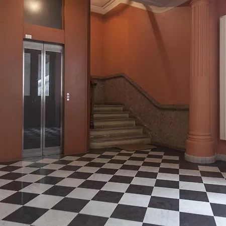 Studio Opera Grand Blv Paris